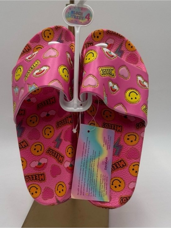 Other - NWT Block Street Kids Pink Emoji Slide Sandals Size 4